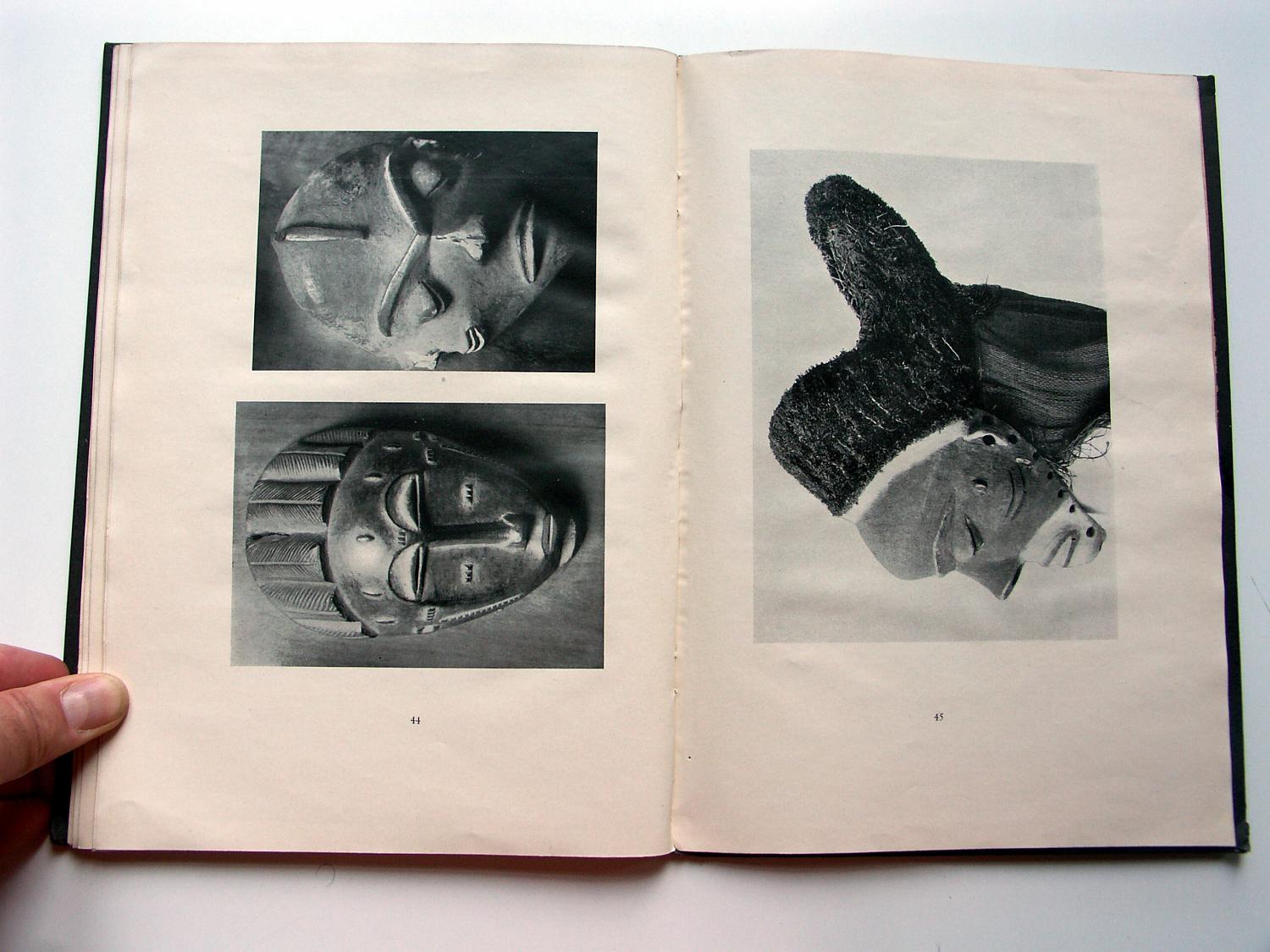 zz-eins21,s.76 44 links französisch-kongo (baule cdi),holz-maske und